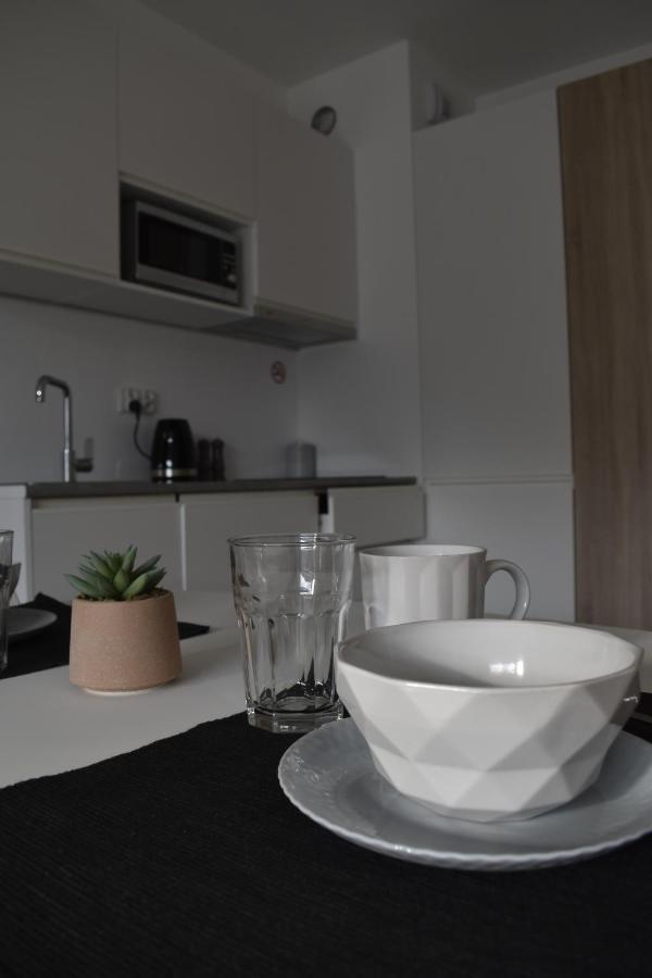 White Apartment Modern Tower Atal Gdyně Exteriér fotografie