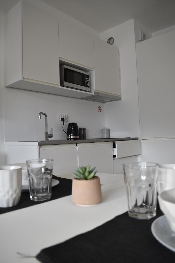 White Apartment Modern Tower Atal Gdyně Exteriér fotografie