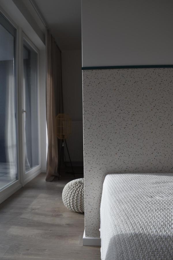 White Apartment Modern Tower Atal Gdyně Exteriér fotografie